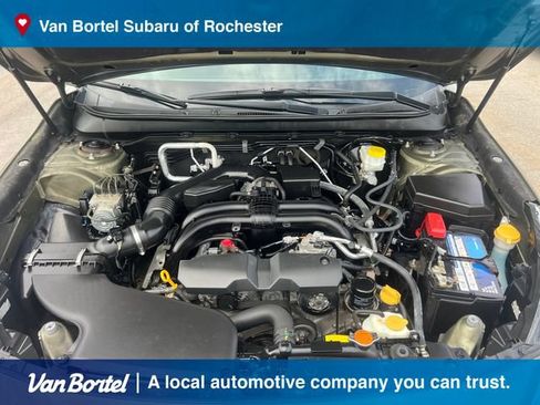Used 2019 Subaru Outback 2.5i Touring AWD/4WD image 11