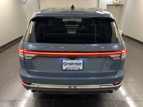 New 2026 Lincoln Aviator AWD image 5