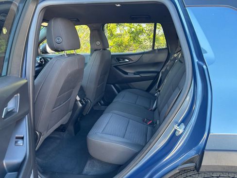 Used 2025 Chevrolet Equinox LT FWD image 25