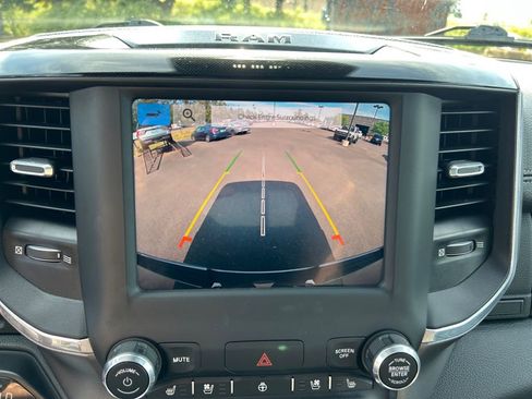 Used 2022 RAM 1500 Laramie w/ Sport Appearance Package AWD/4WD image 18