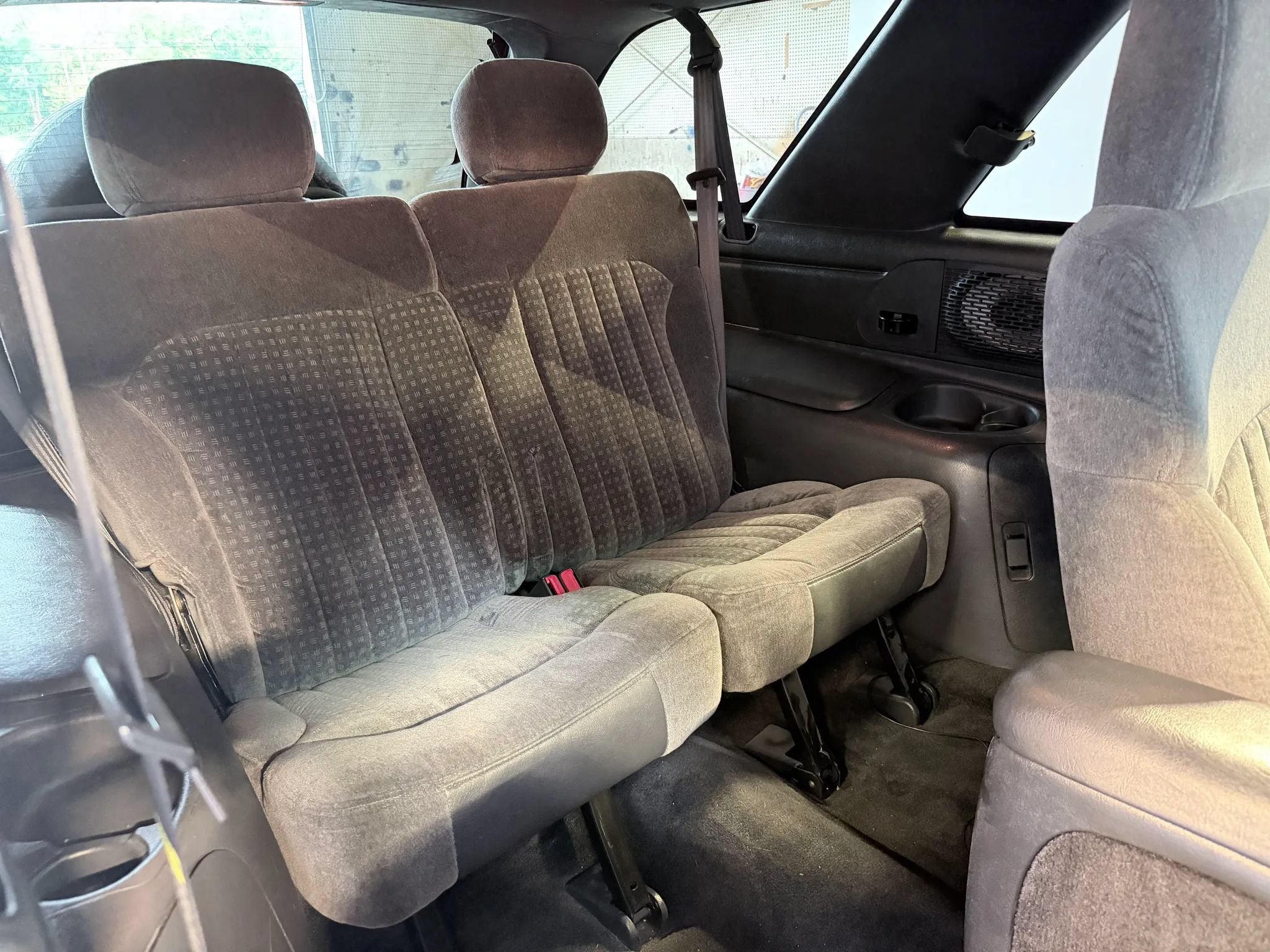 Used 2001 Chevrolet Blazer LS w/ Preferred Equipment Group AWD/4WD image 29