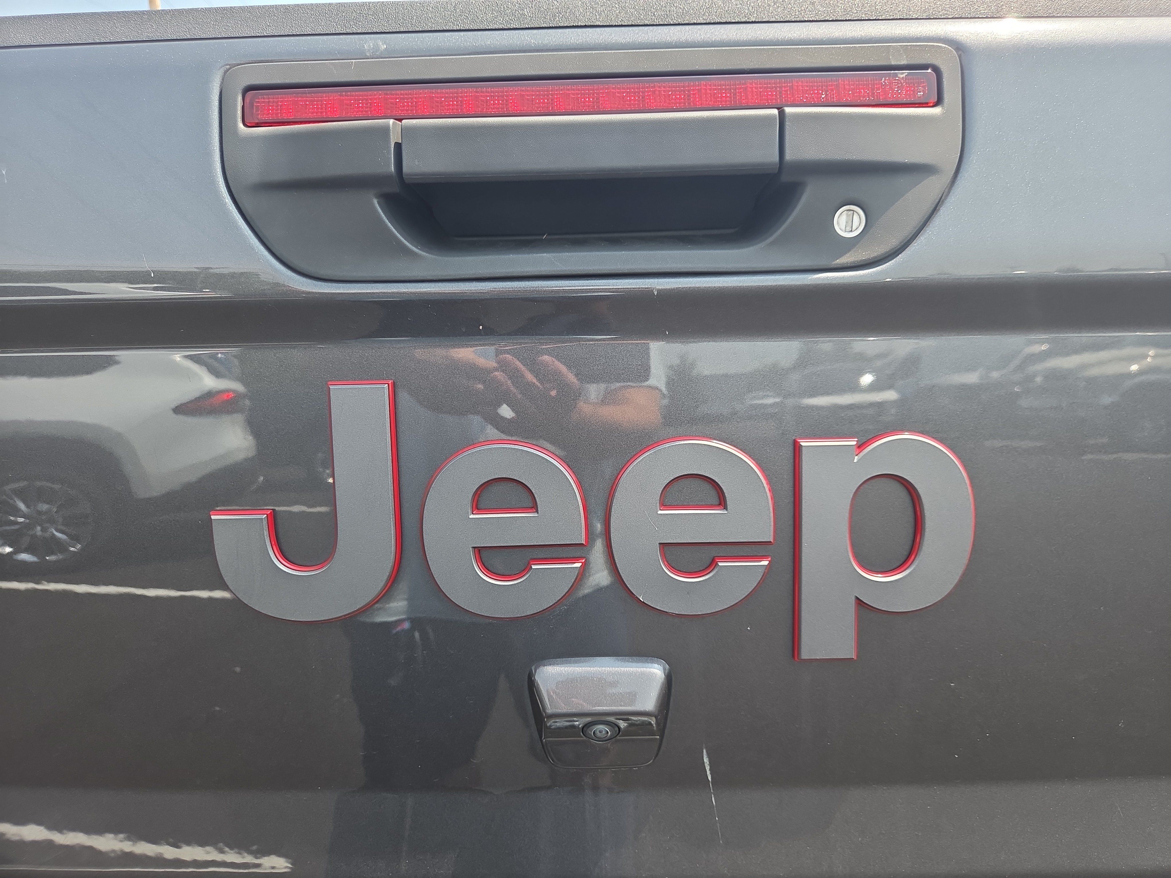 Used 2020 Jeep Gladiator Rubicon AWD/4WD image 24