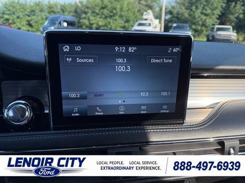 Used 2022 Lincoln Corsair AWD w/ Premium Package image 23