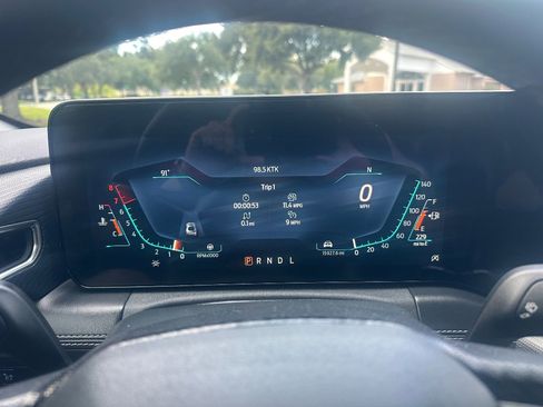 Used 2024 Ford Mustang Premium image 18