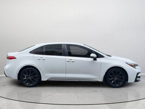 Used 2023 Toyota Corolla SE FWD image 6