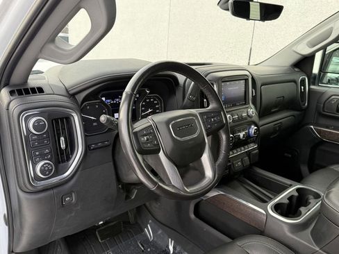 Used 2020 GMC Sierra 2500 Denali w/ Denali Ultimate Package image 17