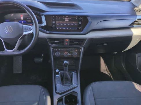 Used 2024 Volkswagen Taos SE image 19