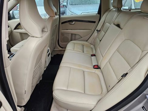 Used 2016 Volvo XC70 T5 Platinum w/ Protection Package image 15