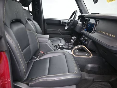 Certified 2025 Ford Bronco Badlands AWD/4WD image 27