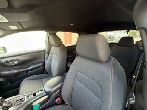 Used 2023 Honda HR-V Sport image 13
