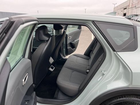 Used 2025 Kia K4 LXS image 26