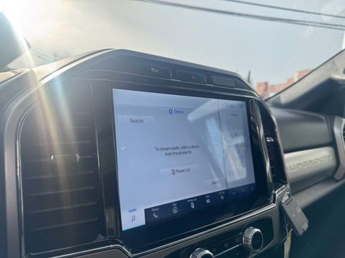 Used 2022 Ford F350 Lariat w/ Lariat Ultimate Package image 17