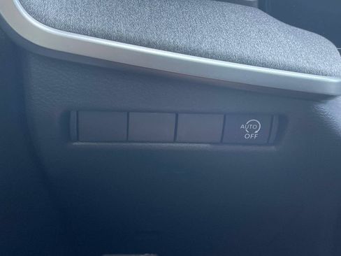 Used 2026 Nissan Kicks SV FWD image 16