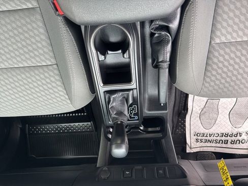 Used 2022 Toyota Tacoma TRD Off-Road image 12