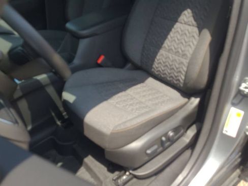 Used 2024 Chevrolet Equinox LT w/ LPO, Floor Liner Package FWD image 9