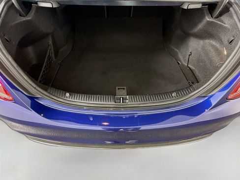 Used 2019 Mercedes-Benz C 300 Sedan image 34