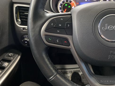 Certified 2019 Jeep Cherokee Limited w/ Trailer Tow Group image 20