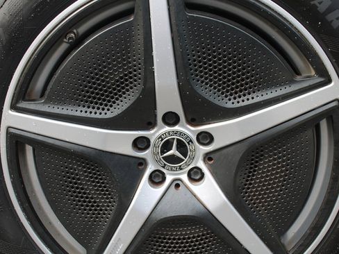 Certified 2023 Mercedes-Benz EQS 580 4MATIC SUV image 17