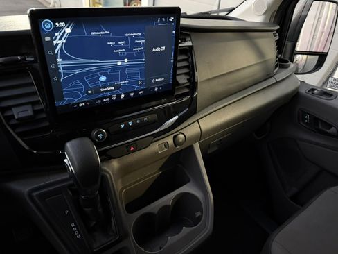 Used 2024 Ford Transit 350 XLT image 25