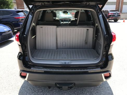 Used 2019 Toyota Highlander Limited AWD/4WD image 30