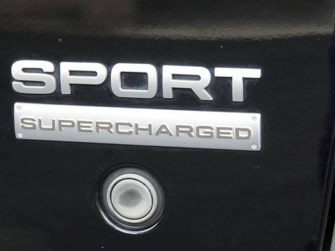 Used 2011 Land Rover Range Rover Sport Supercharged AWD/4WD image 5