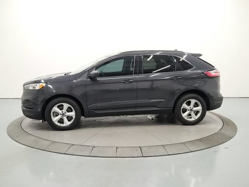 Used 2021 Ford Edge SE FWD image 5