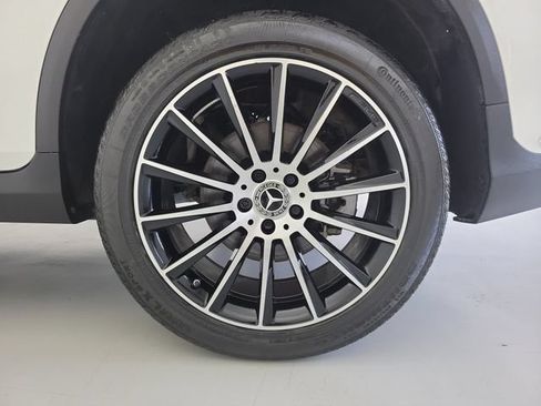 Used 2022 Mercedes-Benz GLC 300 w/ AMG Line image 12