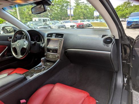 Used 2013 Lexus IS 250C image 33