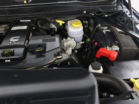 Used 2022 RAM 3500 Tradesman AWD/4WD image 18