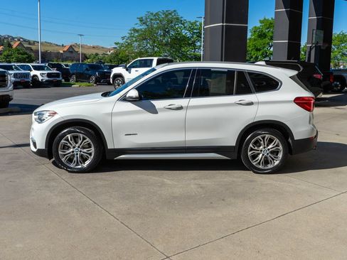 Used 2018 BMW X1 xDrive28i AWD/4WD image 4