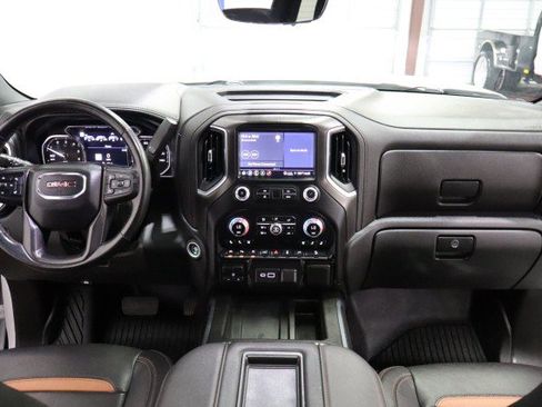Used 2021 GMC Sierra 1500 AT4 w/ AT4 Premium Package AWD/4WD image 7