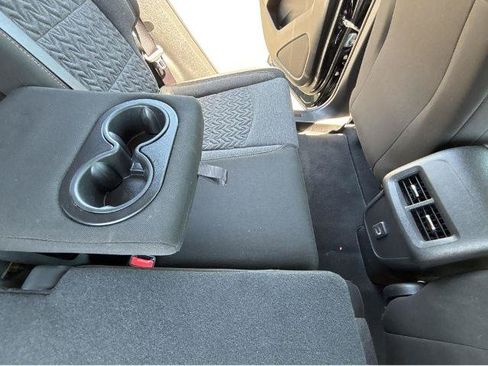 Used 2023 Chevrolet Equinox LT FWD image 8
