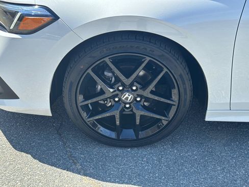 Used 2024 Honda Civic Sport image 11