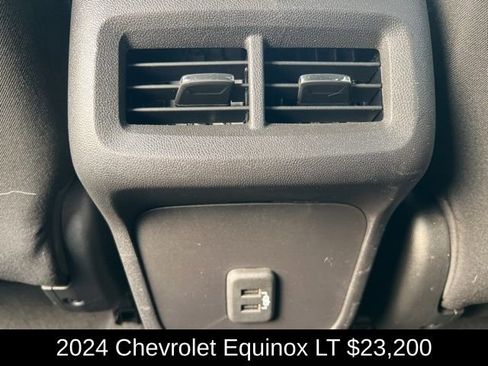 Used 2024 Chevrolet Equinox LT image 29
