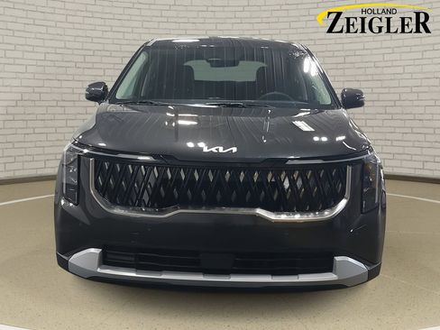 New 2026 Kia Carnival LXS image 2