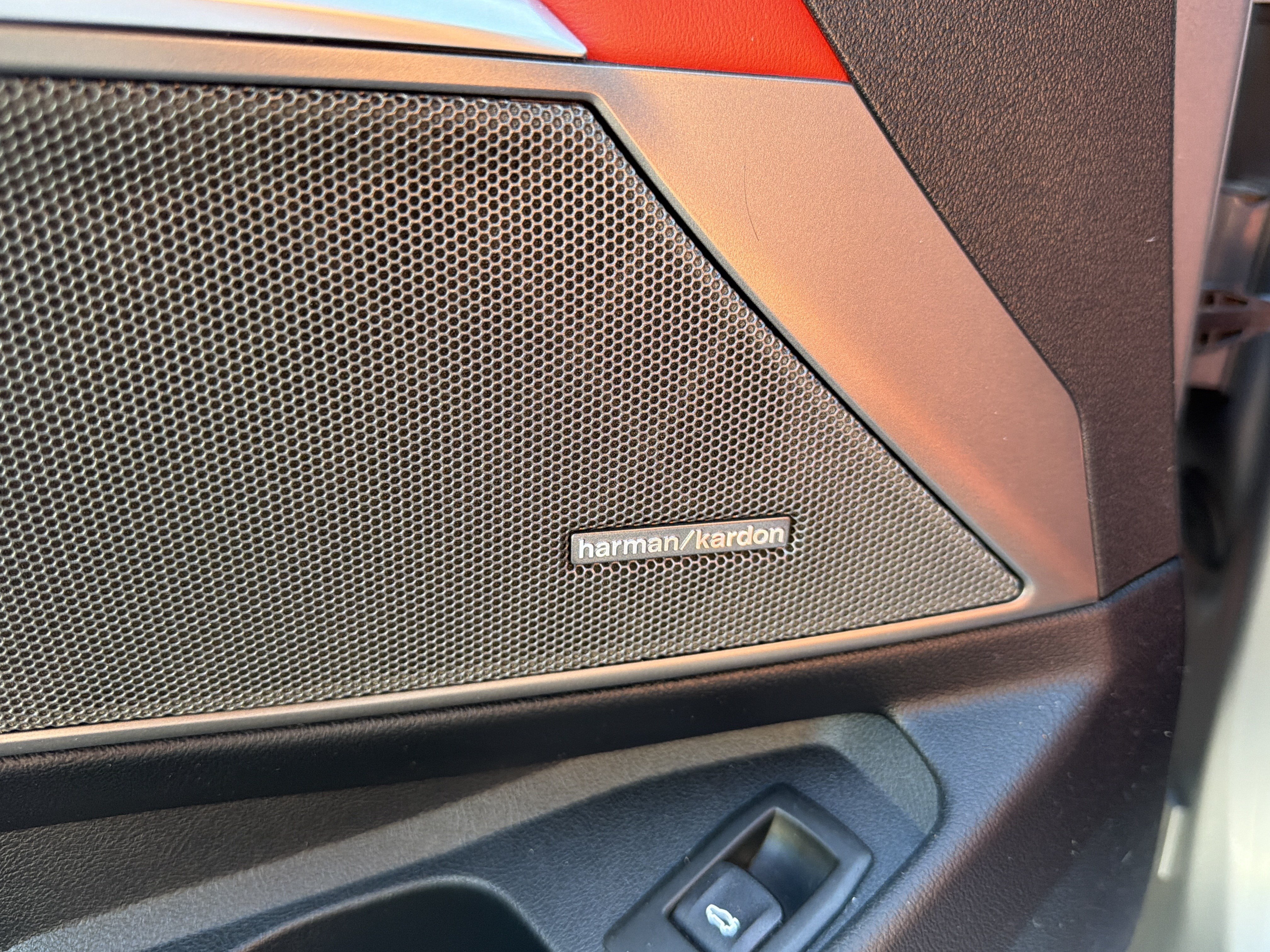 Used 2024 BMW M3 w/ M Carbon Exterior Package RWD image 27