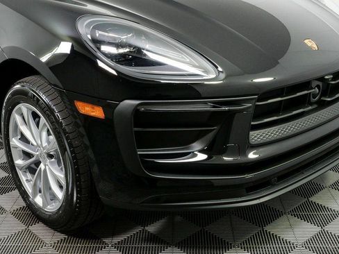 Certified 2026 Porsche Macan Turbo AWD/4WD image 38