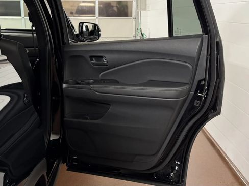 Used 2024 Honda Passport EX-L image 36