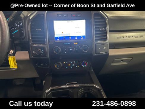 Used 2022 Ford F250 XLT w/ Black Appearance Package AWD/4WD image 19