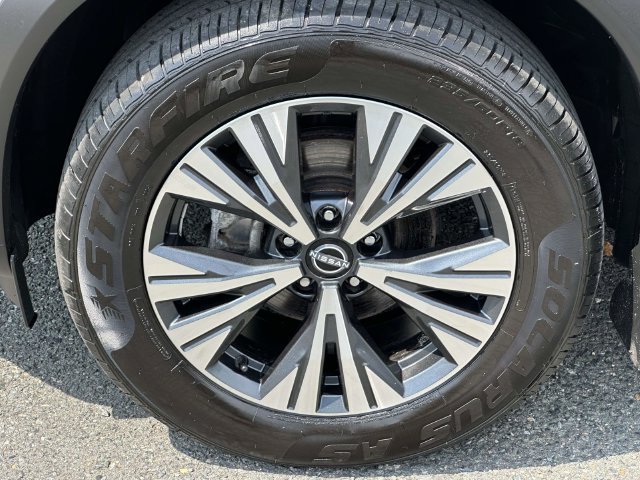 Used 2023 Nissan Rogue SV AWD/4WD image 10