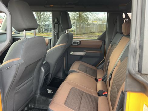 Used 2022 Ford Bronco Outer Banks image 14