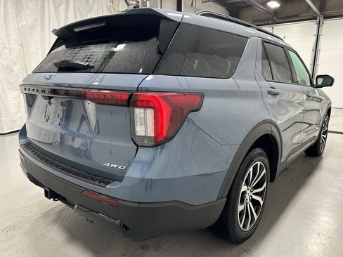 Used 2025 Ford Explorer ST-Line image 7