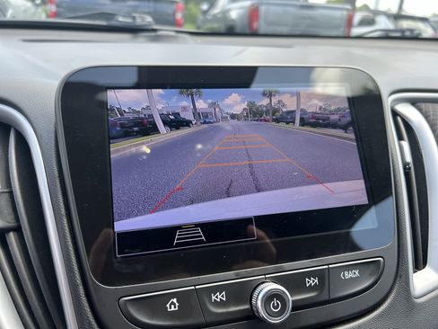 Used 2023 Chevrolet Malibu LT FWD image 25