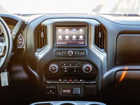 Used 2023 Chevrolet Silverado 2500 Custom w/ Custom Value Package image 14