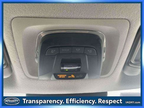 Certified 2025 Toyota Corolla Cross XLE AWD/4WD image 33