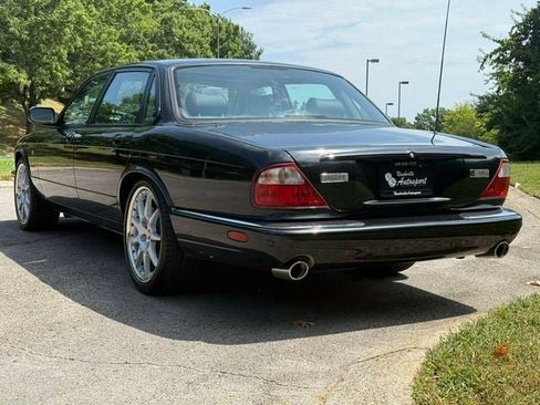 Used 2002 Jaguar XJ8 RWD image 7