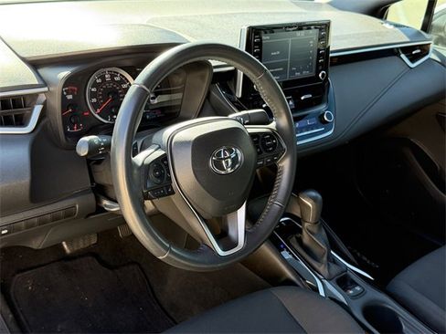 Used 2024 Toyota Corolla SE image 17