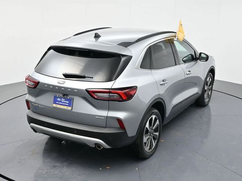 Certified 2023 Ford Escape Platinum image 42