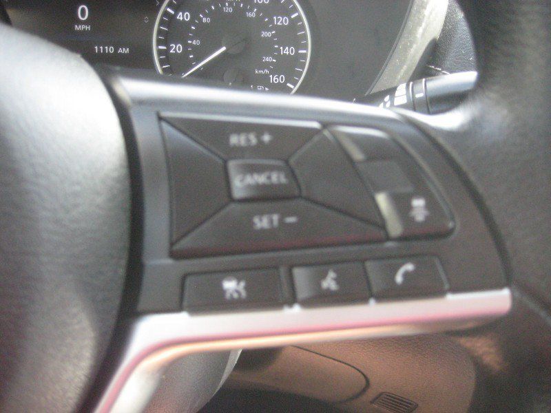 Used 2023 Nissan Sentra SV FWD image 25