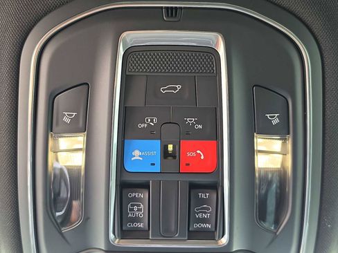 New 2026 Jeep Grand Cherokee Laredo X AWD/4WD image 44